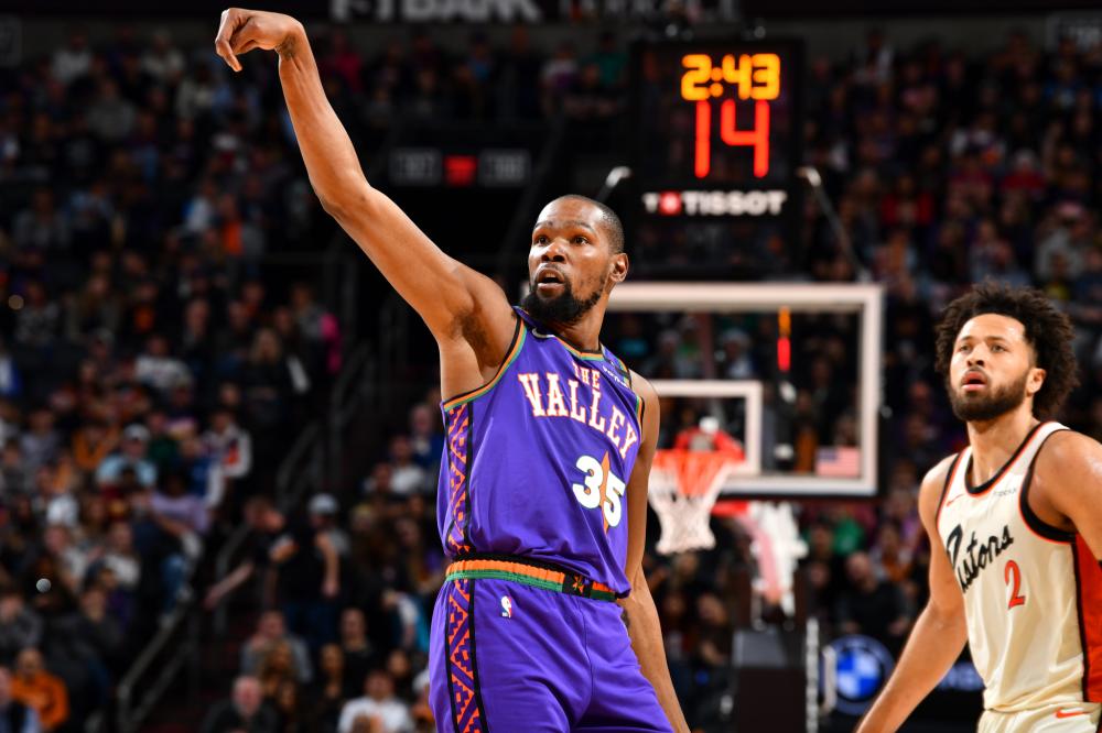 不仅是她个 不仅是她个