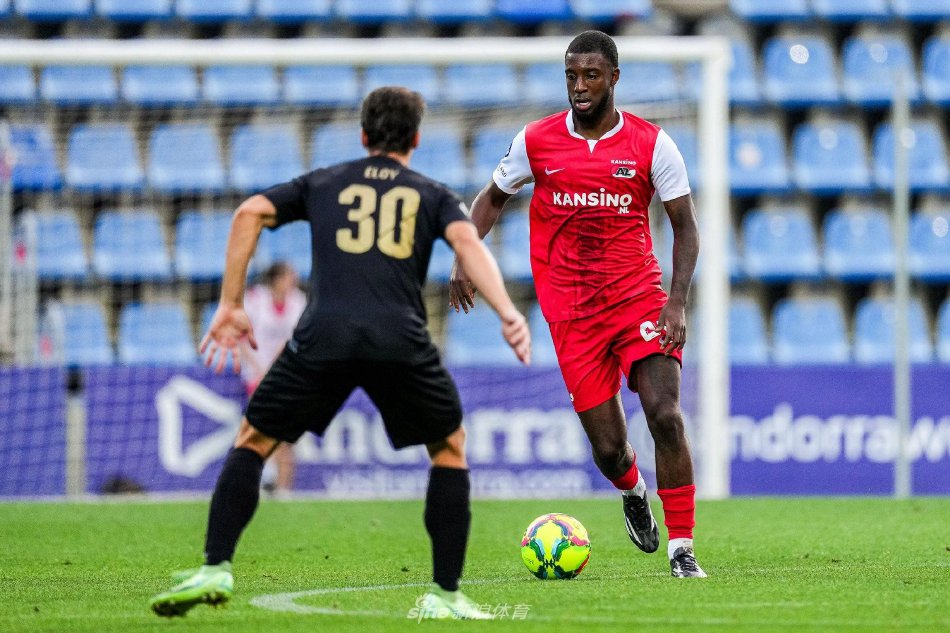 其身价不仅 其身价不仅